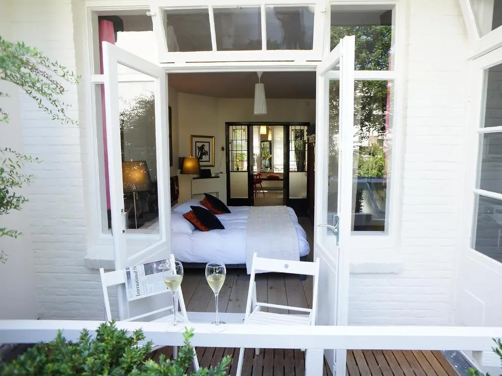B & B Eye Amsterdam